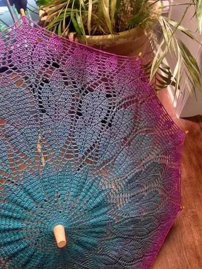 Whimsical Lace Parasol Pattern step 3 - details and accessories
