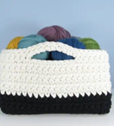 Any-Size Square Container Crochet Pattern step 4 - final assembly and finishing