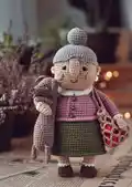Grandma Amigurumi Pattern step 1 - construction progress