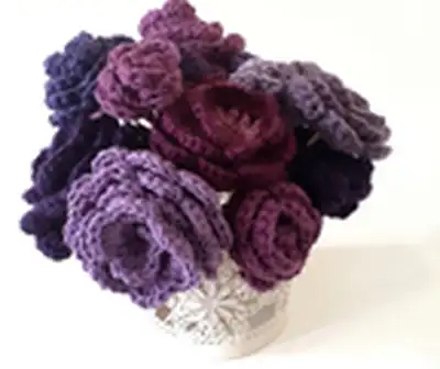 International Women's Day Flowers Pattern step 4 - final assembly and finishing