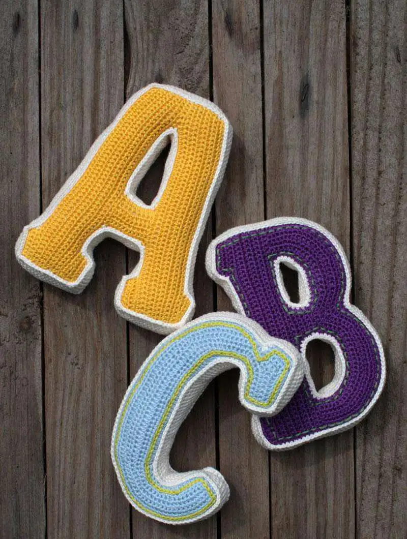 3D-Letters - Full Alphabet Pattern crochet pattern - detailed view of completed project