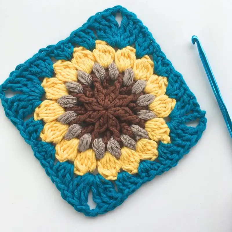 Sunflower Lovers Granny Square Pattern crochet pattern - detailed view of completed project