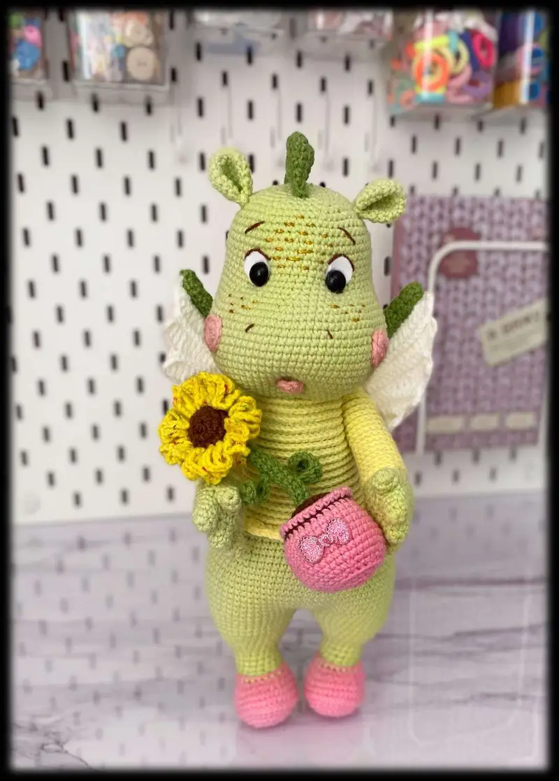 Free Intermediate crochet pattern: GRETTA the DRAGON Amigurumi Pattern - Easy to follow tutorial