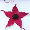 Demodog Amigurumi Pattern step 4 - final assembly and finishing