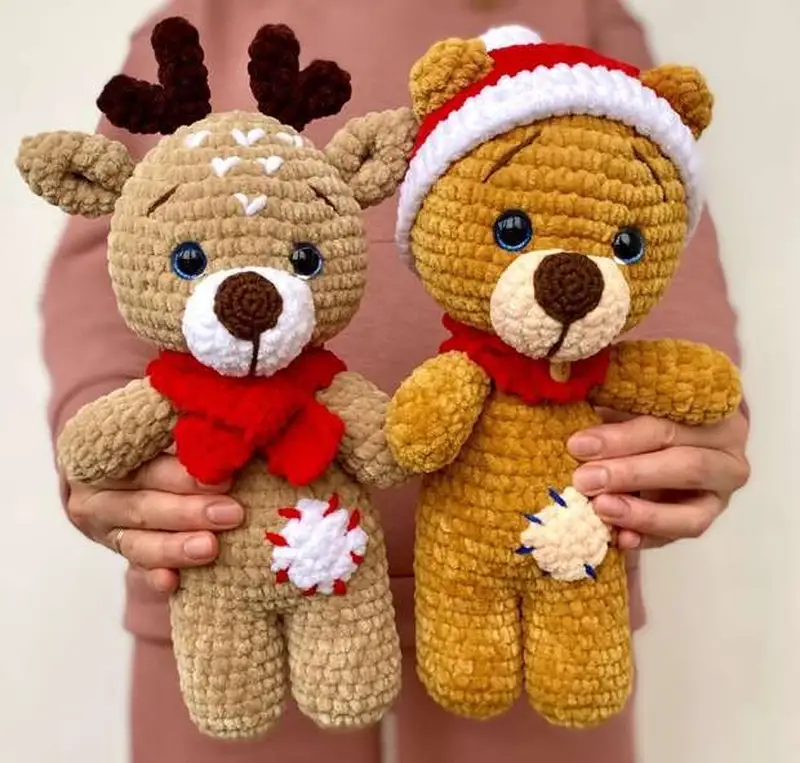 Free Beginner Friendly crochet pattern: Deer Hat and Scarf Amigurumi Pattern - Easy to follow tutorial