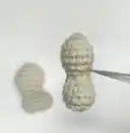 Baby Dandelion Amigurumi Pattern step 3 - details and accessories