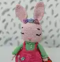 Lady Bunny Amigurumi Pattern step 3 - details and accessories