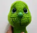 Baby Grinch Amigurumi Pattern step 4 - final assembly and finishing