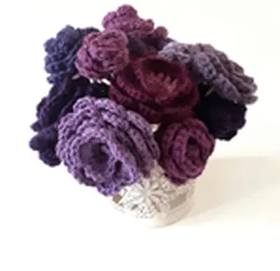 International Women's Day Flowers Pattern step 1 - construction progress
