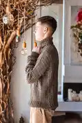 Crossbill Men's sweater Pattern step 2 - assembly progress