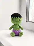 Hulk Amigurumi Pattern step 1 - construction progress