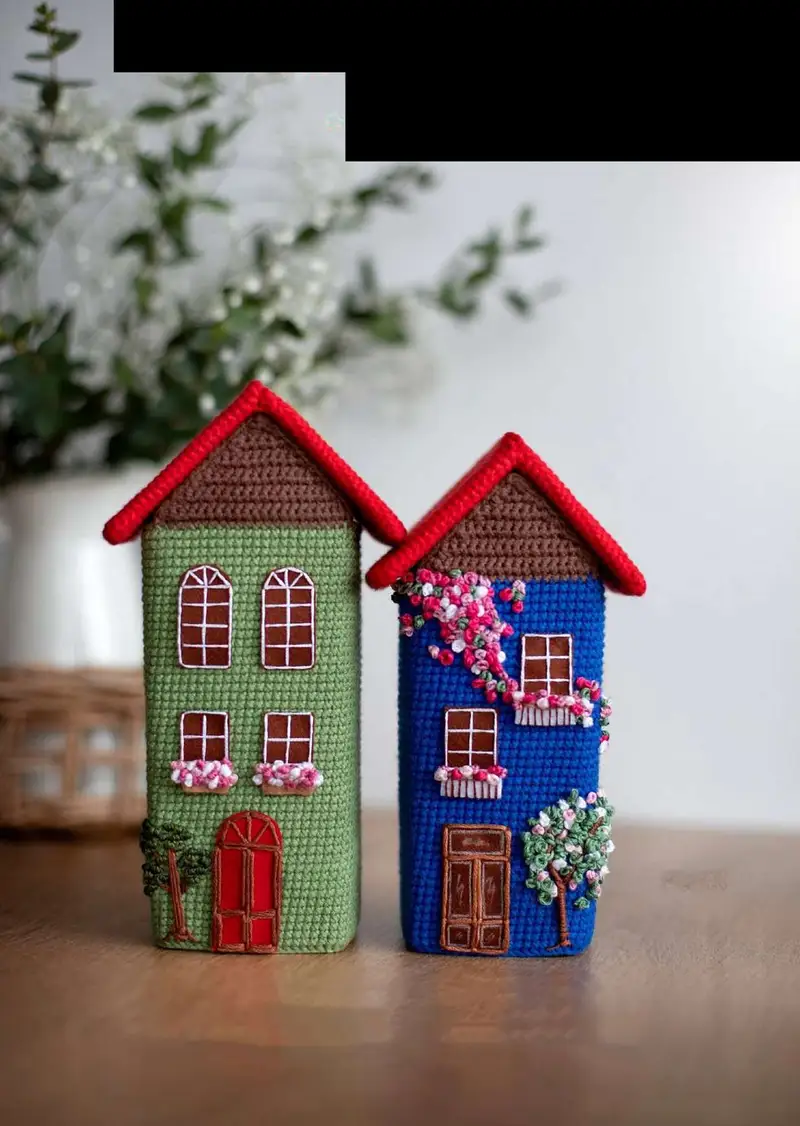 Big Houses Amigurumi Pattern crochet pattern - detailed view of completed project