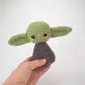Baby Alien Amigurumi Pattern step 4 - final assembly and finishing