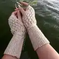 Cosmopolitan Gloves Pattern step 1 - construction progress
