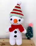 Snowman Amigurumi Pattern step 2 - assembly progress